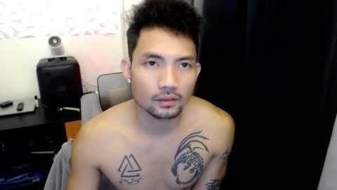 Snapshot of thefriskyasian chatting on September 17, 4:08 pm Jaycee online show from September 17, 4:08 pm