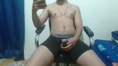 Snapshot of thehousedog chatting on October 17, 1:48 pm thehousedog online show from October 17, 1:48 pm