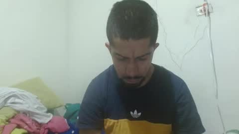 Snapshot of thehousedog chatting on October 28, 12:07 pm thehousedog online show from October 28, 12:07 pm