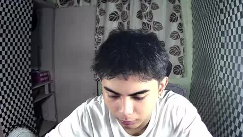 Xerxis online show from December 4, 10:35 am