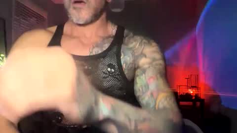 Snapshot of theinkedrabbit chatting on October 29, 10:45 pm Inked Rabbit online show from October 29, 10:45 pm