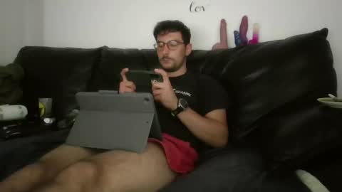 theitalianx95x online show from April 9, 4:46 pm