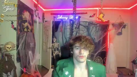 Snapshot of thejohnnystone chatting on October 7, 2:48 am Johnny Stone online show from October 7, 2:48 am
