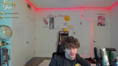 Snapshot of thejohnnystone chatting on September 25, 12:31 am Johnny Stone online show from September 25, 12:31 am