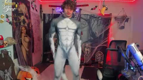 Snapshot of thejohnnystone chatting on October 14, 12:28 am Johnny Stone online show from October 14, 12:28 am
