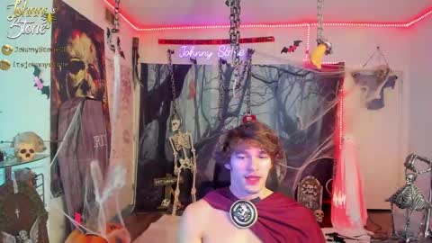 Snapshot of thejohnnystone chatting on October 4, 12:16 am Johnny Stone online show from October 4, 12:16 am