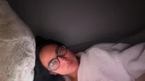 Snapshot of theman350454 chatting on November 2, 2:16 am Lovepu7584 online show from November 2, 2:16 am