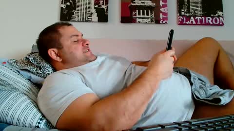 Snapshot of themastercomander chatting on January 15, 12:15 pm Big Alpha Daddy Master online show from January 15, 12:15 pm