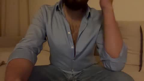Snapshot of themonarchgoat chatting on February 21, 11:21 pm TheMonarchGoat online show from February 21, 11:21 pm