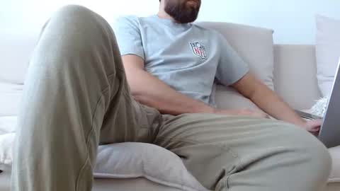 TheMonarchGoat online show from February 19, 9:17 am