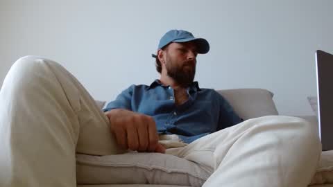 TheMonarchGoat online show from November 21, 11:09 am