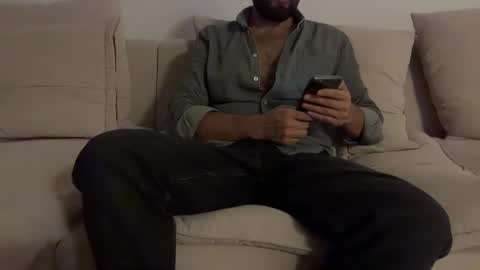 Snapshot of themonarchgoat chatting on December 13, 11:50 pm TheMonarchGoat online show from December 13, 11:50 pm