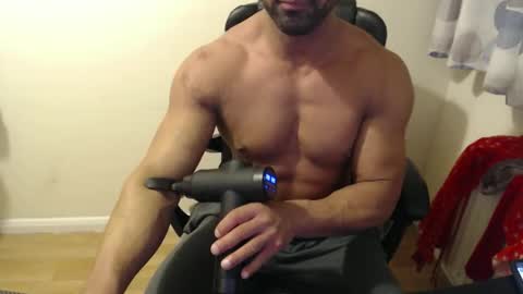 Snapshot of themusclefactory chatting on October 15, 10:06 pm TheMuscleFactory online show from October 15, 10:06 pm