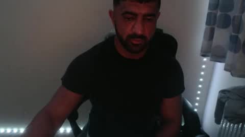 Snapshot of themusclefactory chatting on November 1, 11:20 pm TheMuscleFactory online show from November 1, 11:20 pm