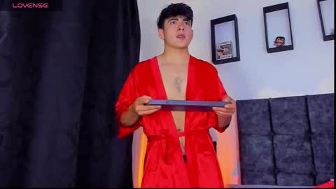 theo_nox online show from October 18, 11:59 am