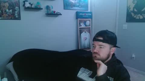 theone0722326 online show from February 2, 7:18 am