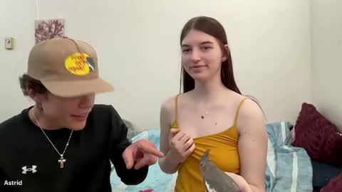 Astrid online show from March 22, 10:48 pm