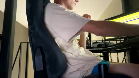 theothede19cm online show from October 16, 11:29 am