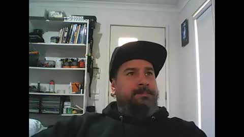 aussiebeard online show from October 24, 1:40 am