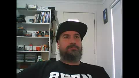 Snapshot of theozbeardguy chatting on September 26, 6:00 am aussiebeard online show from September 26, 6:00 am