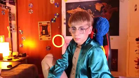 Matt independent model  online show from April 21, 1:42 am