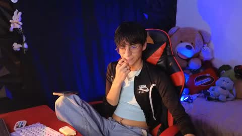 Matt independent model  online show from June 1, 10:43 pm