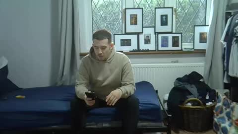 theprofessorxo online show from April 9, 6:03 pm