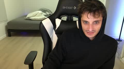 therealdylansdick online show from November 13, 3:33 am