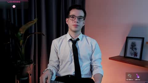     4th  online show from January 29, 10:53 pm