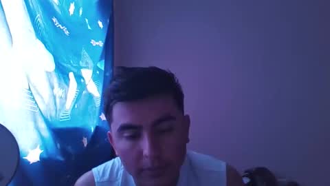 Theron Devereaux online show from April 18, 7:07 pm