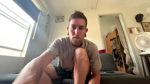 VEGAS online show from April 18, 11:00 am