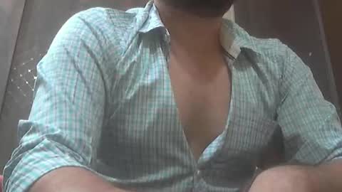 theultimateboss online show from February 20, 5:48 am