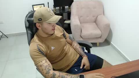 thiago_420 online show from June 16, 2:36 am
