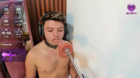 Thiago online show from December 18, 9:33 pm