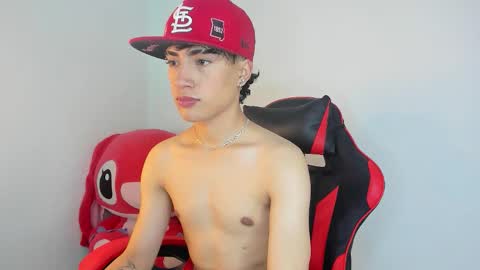 Thiago online show from November 25, 4:09 pm