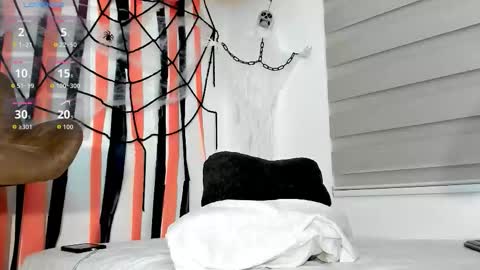 Thiago online show from October 25, 2:24 am