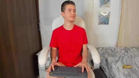 Snapshot of thiago_james69 chatting on October 8, 11:09 pm Manuel online show from October 8, 11:09 pm