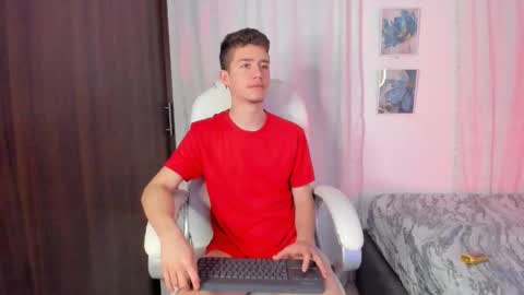 Snapshot of thiago_james69 chatting on October 6, 1:54 am Manuel online show from October 6, 1:54 am