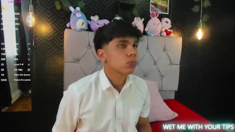 Snapshot of thiago_kozak chatting on September 15, 12:50 pm thiago online show from September 15, 12:50 pm