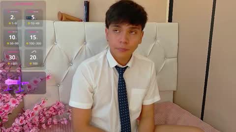 thiago online show from October 16, 2:14 pm