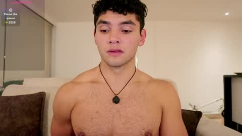 Just Thiago  online show from May 1, 2:59 am