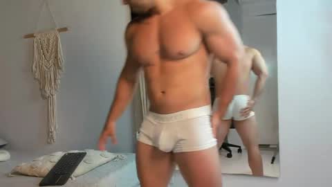 THIAGO online show from May 4, 8:21 pm