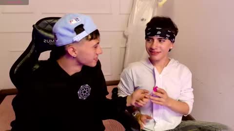 thiago_n_sam online show from October 24, 8:05 am