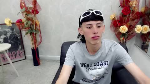 thiago_twink38 online show from September 27, 2:31 am