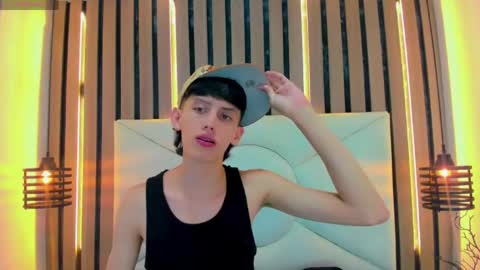 thiago_twink38 online show from April 29, 9:36 am