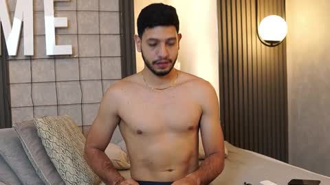 Thiago online show from February 3, 12:43 pm