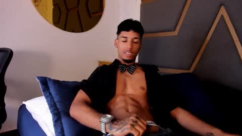 ThiagoFerreti online show from November 20, 8:18 pm