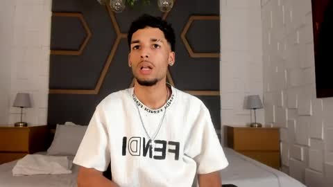 ThiagoFerreti online show from April 28, 3:11 am