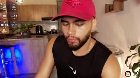 Snapshot of thiagohunk chatting on September 11, 6:01 am THIAGO online show from September 11, 6:01 am