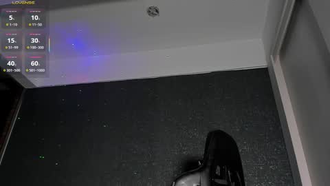 THIAGO MENESES online show from March 15, 3:25 am